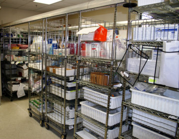 Moveable Aisle, Top Track Wire Shelving