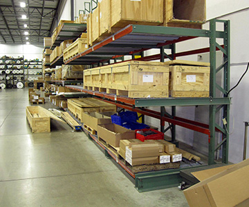 Structural Cantilever Racking with Wire Decking