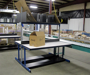 Double-sided pack bench double-sided pack bench